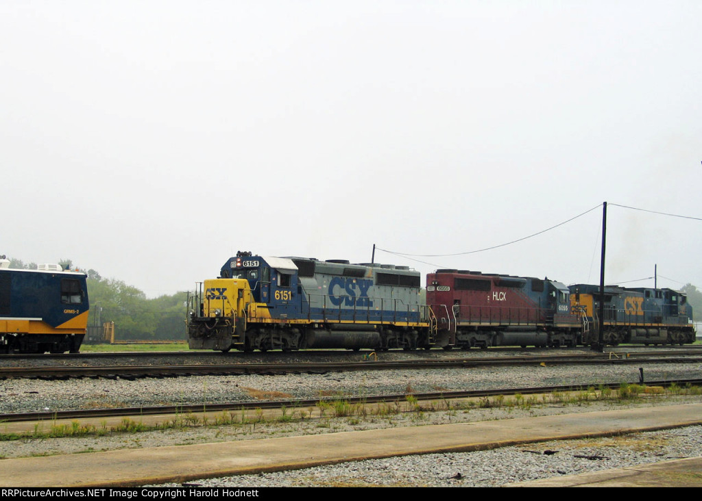 CSX 6151, HLCX 6055 in the yard